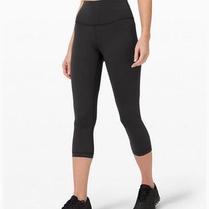 Lululemon Wunder Under Crop Capri